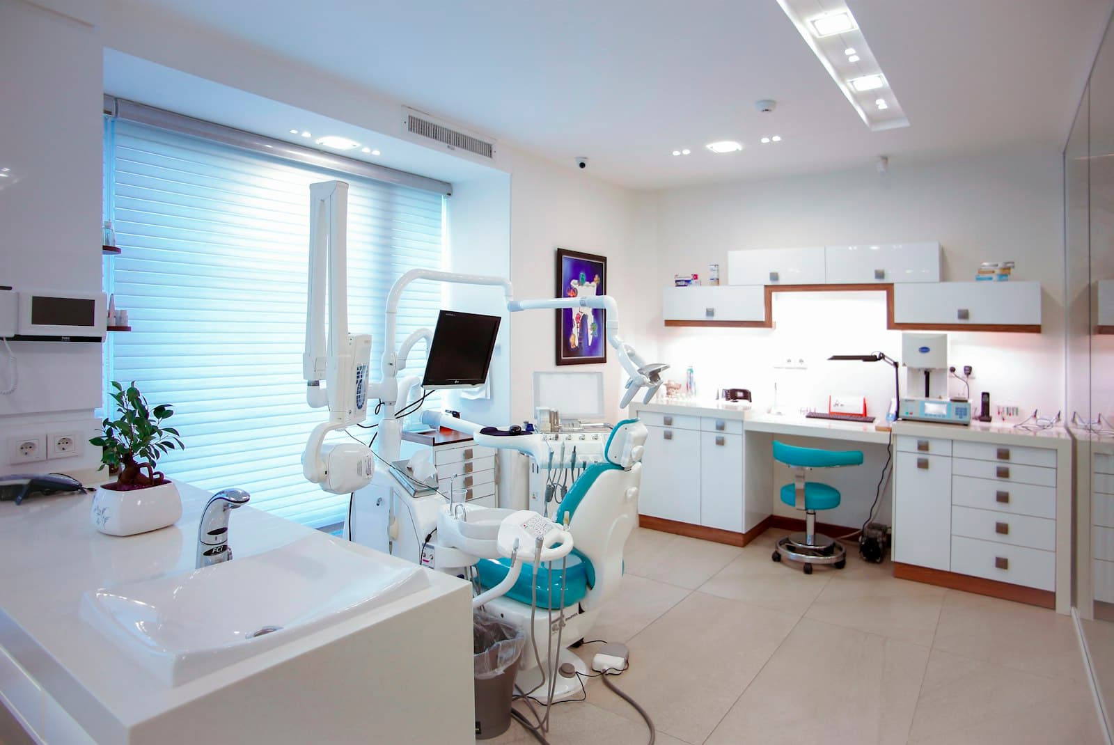 Calm, modern dental treatment room used as context — not a specific recommended clinic.